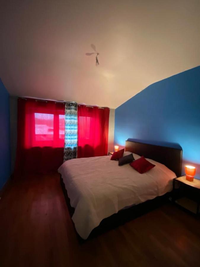 Appartement Independant De 100 Mc Avec 4 Chambres, Salon Et Jardin Senones  Extérieur photo